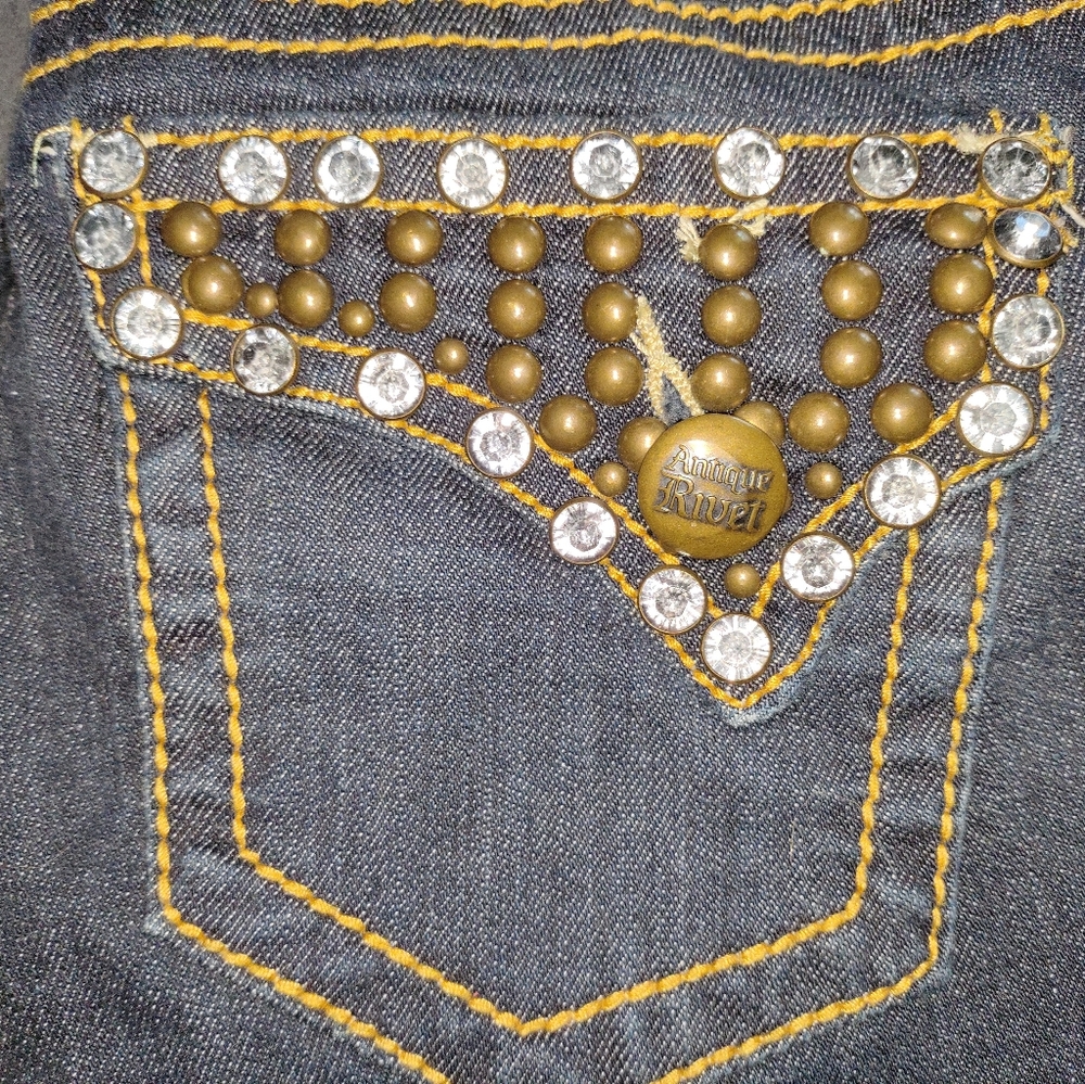 Antique Rivet Jeans - Picture 3 of 10